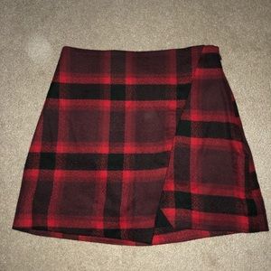 Abercrombie and Fitch plaid skirt